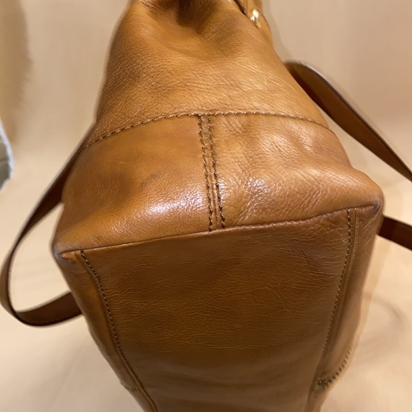 Michael By Michael Kors Vintage Tan Leather Satchel/Shoulder EUC - Picture 14 of 16